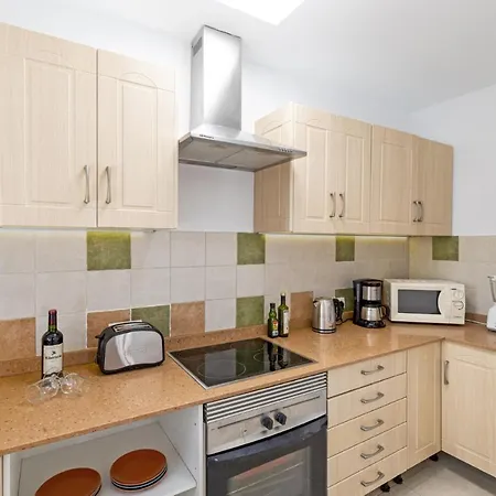 Vila Stephanie By Plus *