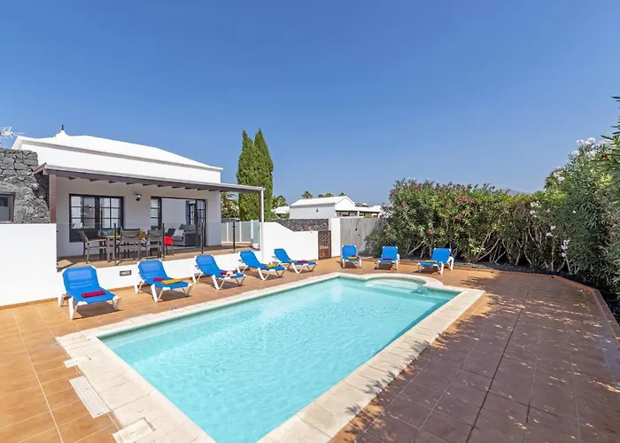 Vila Stephanie By Plus *