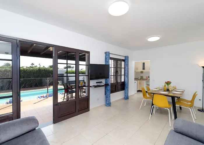 Stephanie By Plus 别墅 *